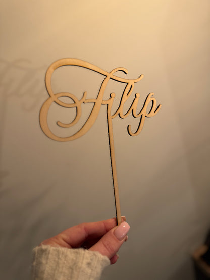 Personlig kaketopp i tre