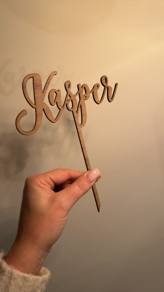 Personlig kaketopp i tre